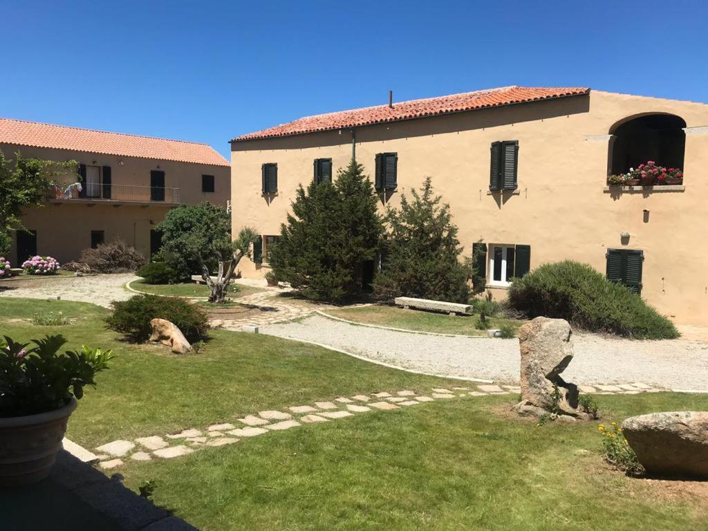 Residence Cala Francese - Case Sul Mare La Maddalena  Exterior photo