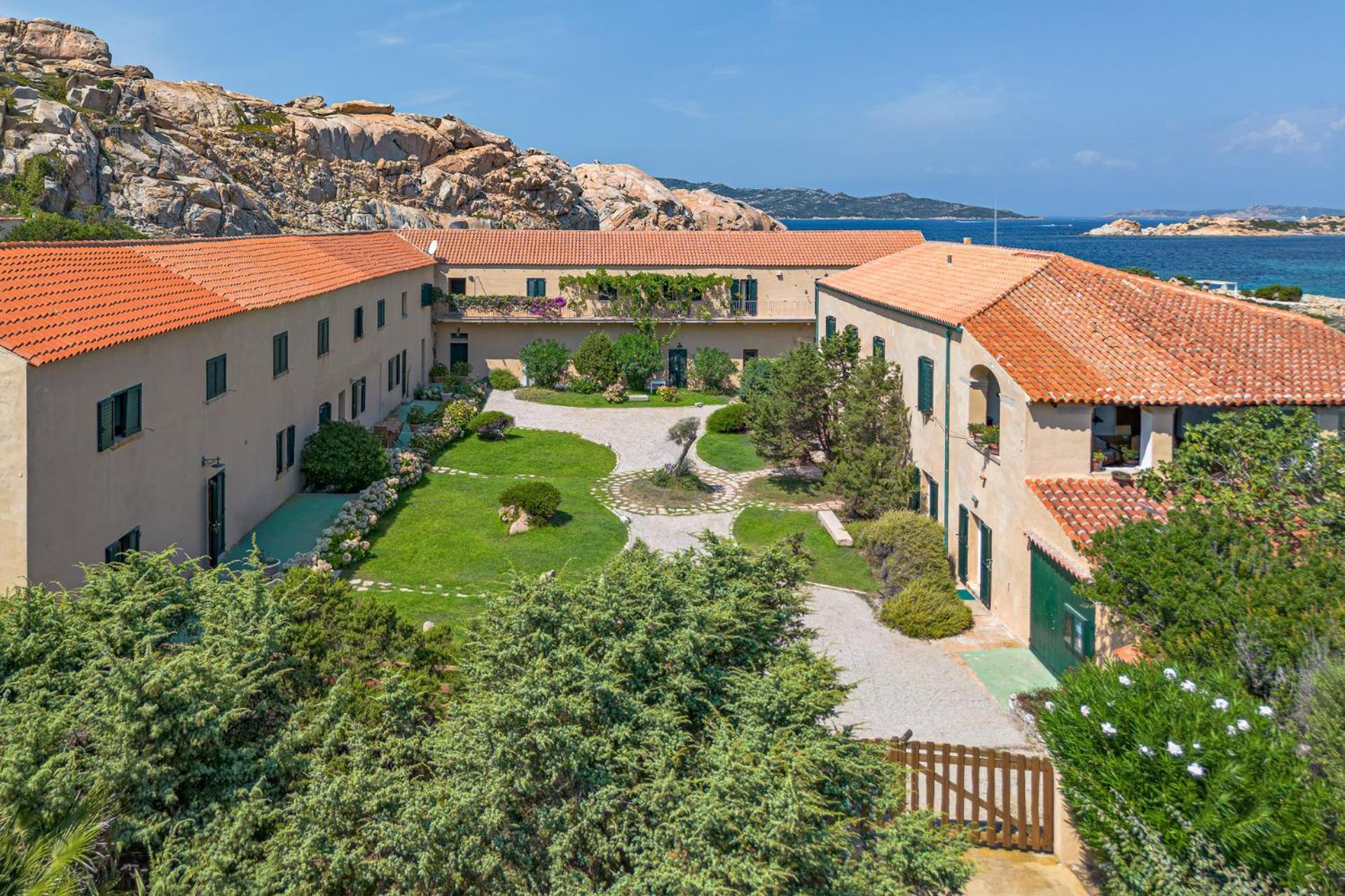 Residence Cala Francese - Case Sul Mare La Maddalena  Exterior photo